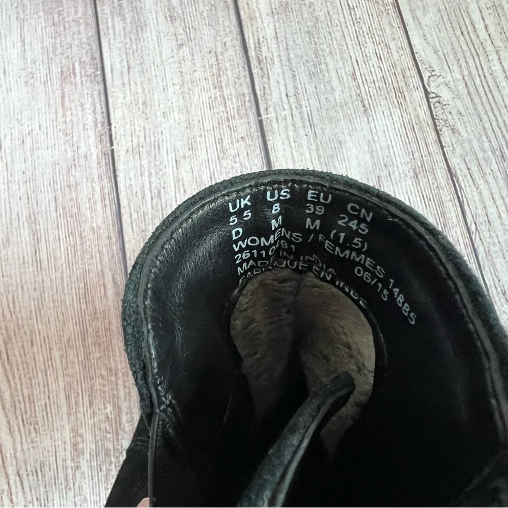 Clark’s Artisan Suede Booties 8
